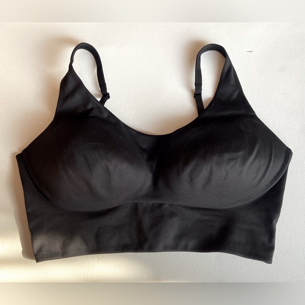 Victoria's Secret Black Classic Sports Bra